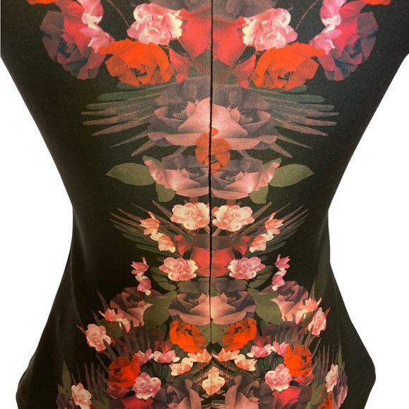 Guess bold floral body-hugging halter top with mesh chest. Gorgeous! - Picture 6 of 8